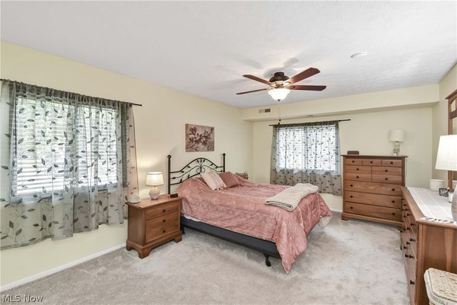 2880 N Bay Drive N10, Westlake, OH 44145