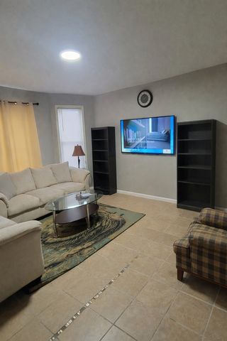 2812 S 12th Avenue S, Minneapolis, MN 55407