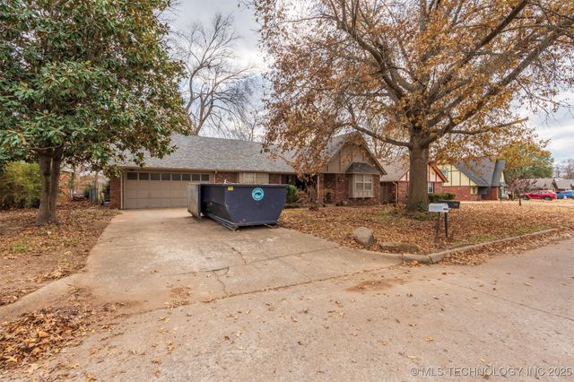 1909 W Oakridge Street, Broken Arrow, OK 74012