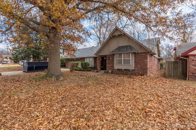 1909 W Oakridge Street, Broken Arrow, OK 74012