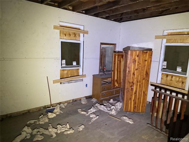4702 Mitchell Street, Detroit, MI 48207
