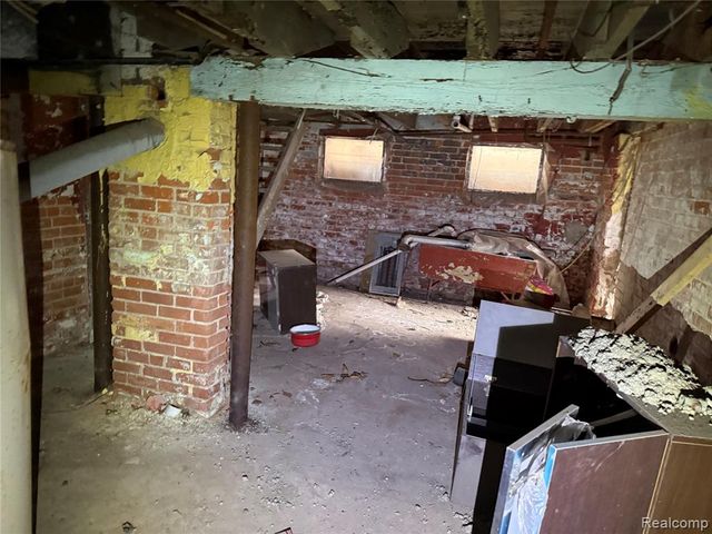 4702 Mitchell Street, Detroit, MI 48207