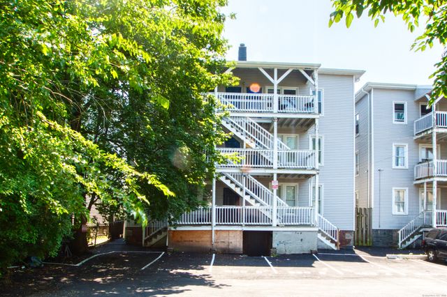 560 Atlantic Street 562C, Bridgeport, CT 06604