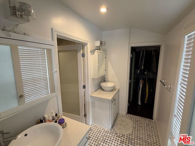 3759 Lockerbie Lane, Glendale, CA 91208