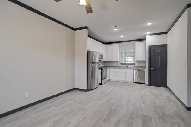 5624 Kittridge Street, Houston, TX 77028