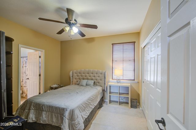 2404 W DUSTY WREN Drive, Phoenix, AZ 85085