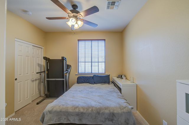 2404 W DUSTY WREN Drive, Phoenix, AZ 85085