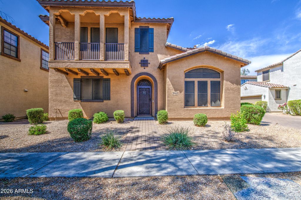 2404 W DUSTY WREN Drive, Phoenix, AZ 85085 — photo 2
