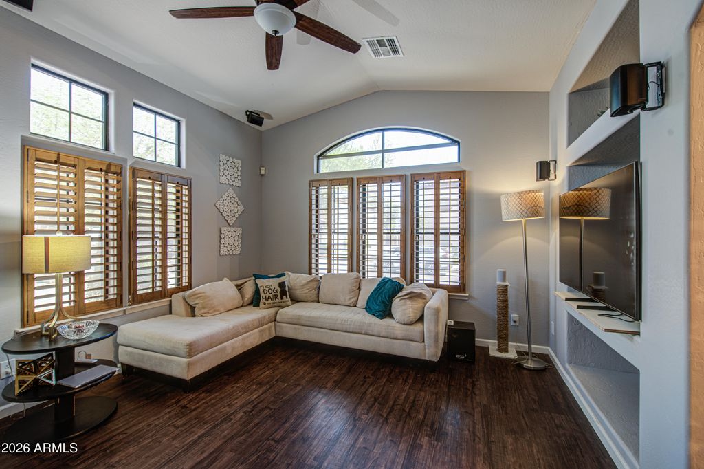 2404 W DUSTY WREN Drive, Phoenix, AZ 85085 — photo 4