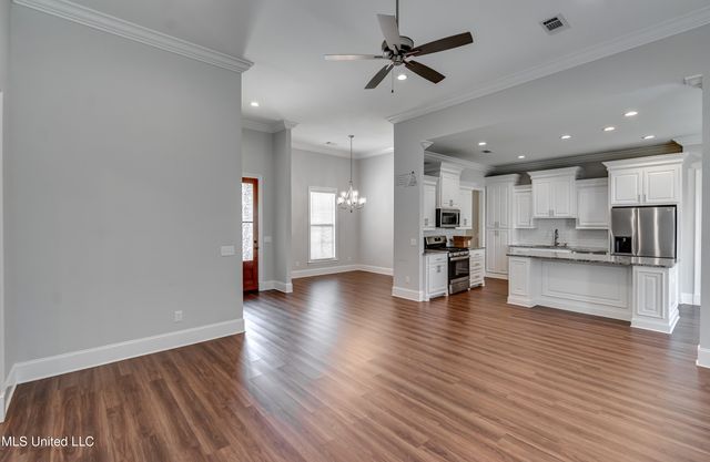 808 Glenwild Circle, Canton, MS 39046