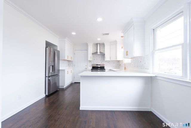 24 Caldwell Drive, New Milford, CT 06776