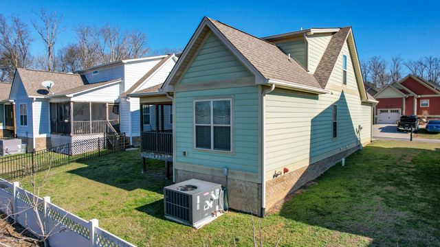 3182 Cottage Grove Circle NW, Cleveland, TN 37312