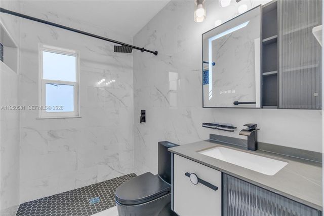 16000 NW 21st Ave, Miami Gardens, FL 33054