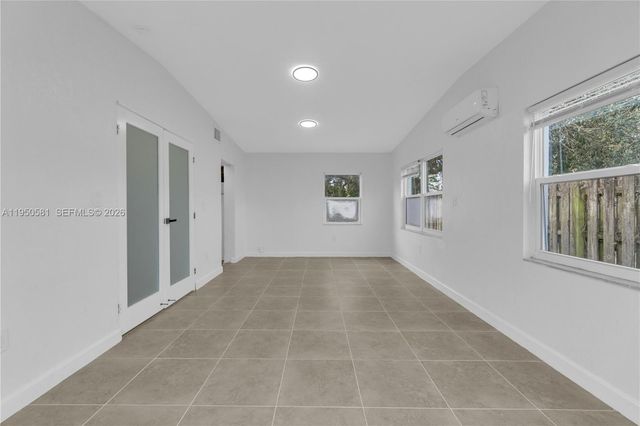 16000 NW 21st Ave, Miami Gardens, FL 33054