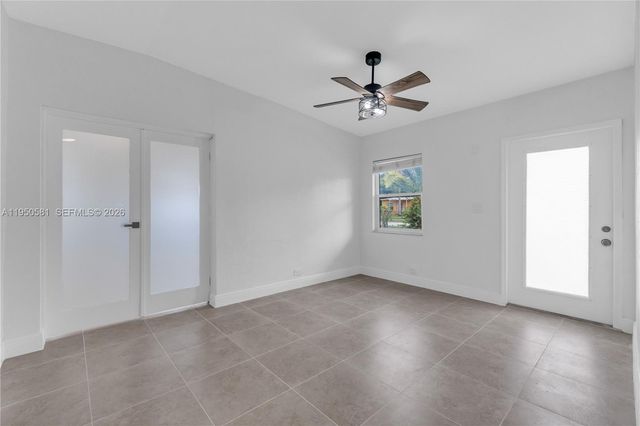 16000 NW 21st Ave, Miami Gardens, FL 33054