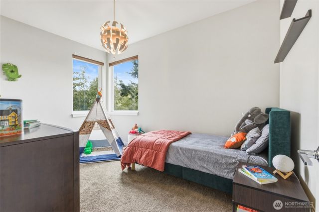 10429 7th Avenue SW, Seattle, WA 98146