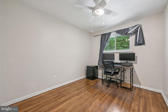 114 CHATHAM RD, Mount Laurel, NJ 08054