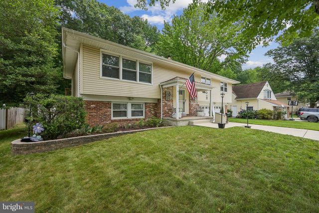 114 CHATHAM RD, Mount Laurel, NJ 08054