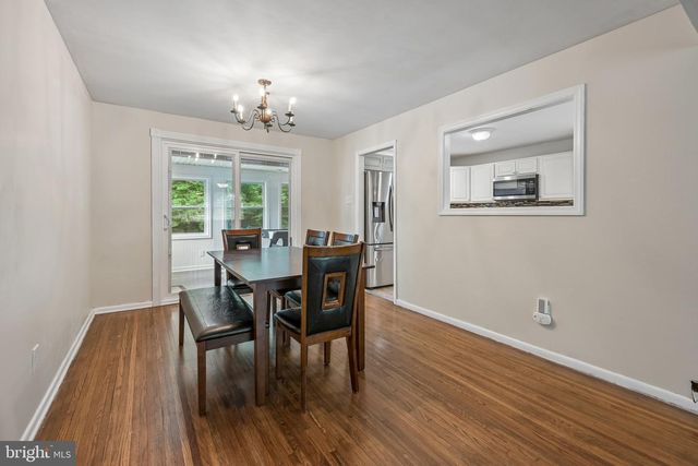 114 CHATHAM RD, Mount Laurel, NJ 08054