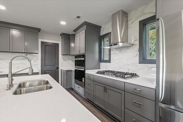 402 Beeson Drive, Urbana, IL 61802