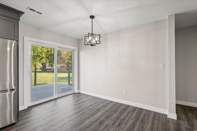 402 Beeson Drive, Urbana, IL 61802