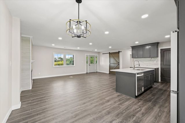 402 Beeson Drive, Urbana, IL 61802