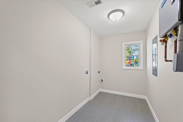 402 Beeson Drive, Urbana, IL 61802