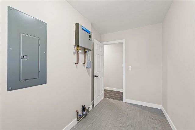 402 Beeson Drive, Urbana, IL 61802