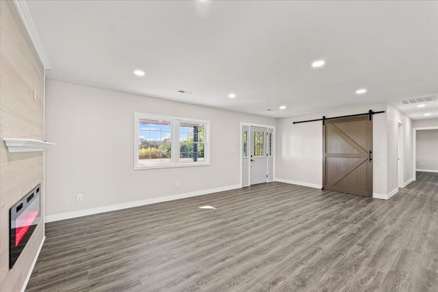 402 Beeson Drive, Urbana, IL 61802