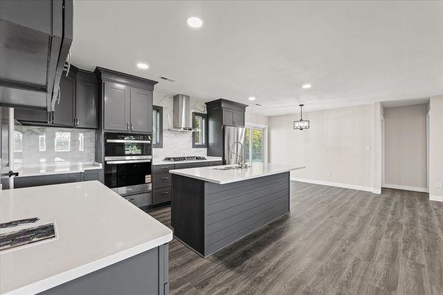 402 Beeson Drive, Urbana, IL 61802