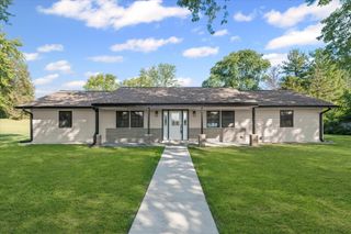 402 Beeson Drive, Urbana, IL 61802