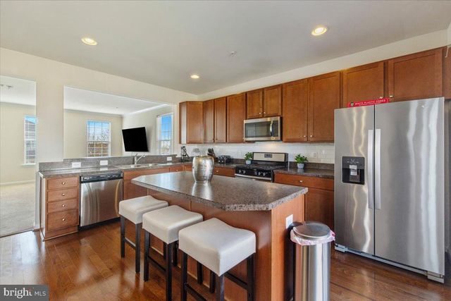 4524 BIRCHWOOD DR, Baltimore, MD 21229