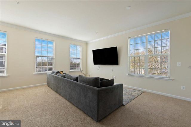 4524 BIRCHWOOD DR, Baltimore, MD 21229