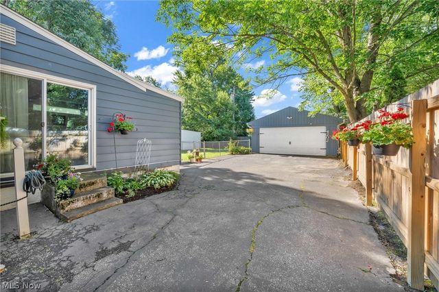 4202 Colony Road, South Euclid, OH 44121