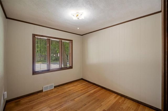 7200 W 83rd Street, Overland Park, KS 66204