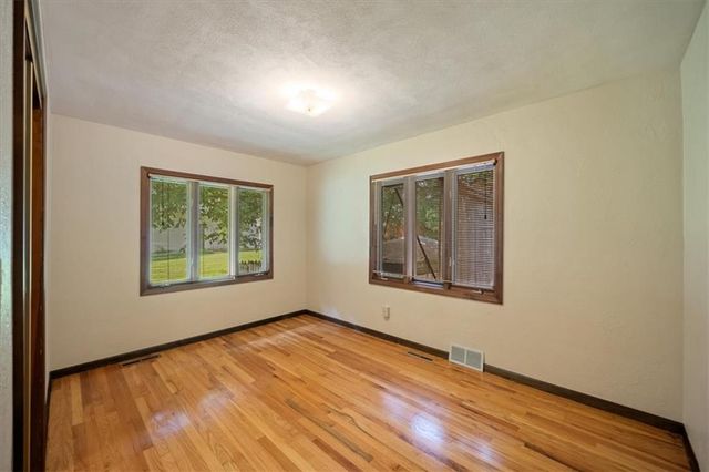 7200 W 83rd Street, Overland Park, KS 66204