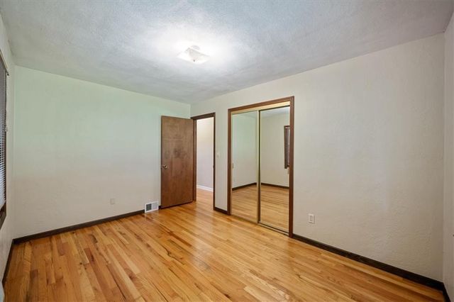 7200 W 83rd Street, Overland Park, KS 66204