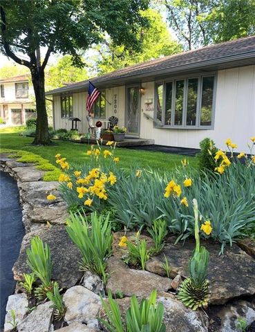 7200 W 83rd Street, Overland Park, KS 66204