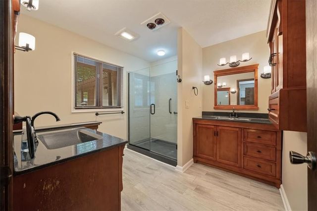 7200 W 83rd Street, Overland Park, KS 66204