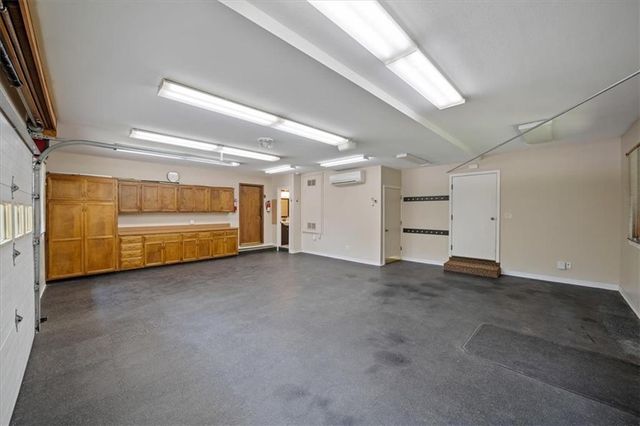 7200 W 83rd Street, Overland Park, KS 66204