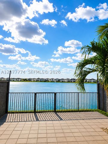 9116 NW 158th St, Miami Lakes, FL 33018