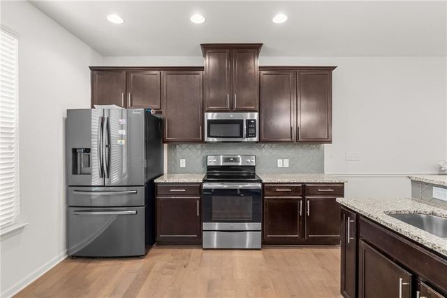 4282 Morning View, Stone Mountain, GA 30083