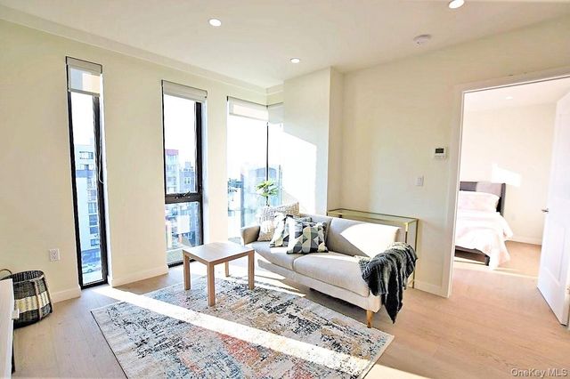 41-26 44th Street 8A, Sunnyside, NY 11104