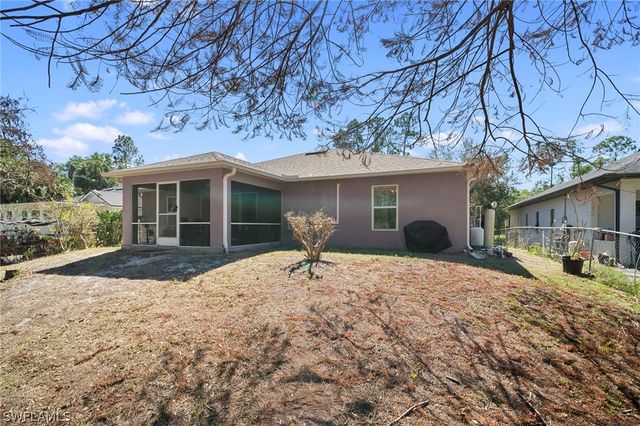 4721 16th AVE SE, Naples, FL 34117