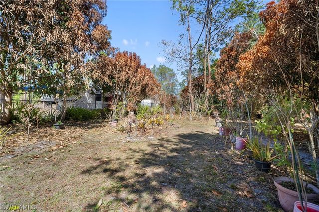 4721 16th AVE SE, Naples, FL 34117