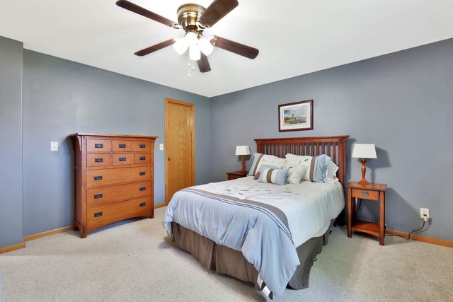 3446 N Hazelwood CT, Wichita, KS 67205