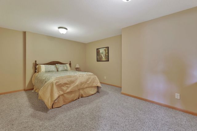 3446 N Hazelwood CT, Wichita, KS 67205