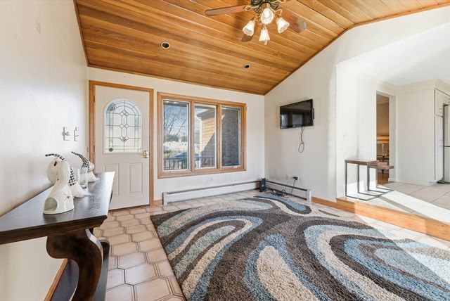 23 Peros Drive, Agawam, MA 01001