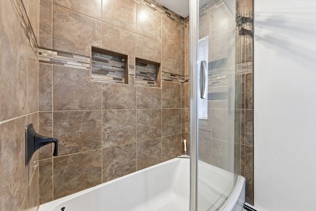 23 Peros Drive, Agawam, MA 01001