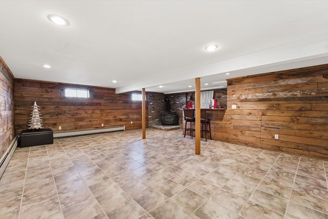 23 Peros Drive, Agawam, MA 01001